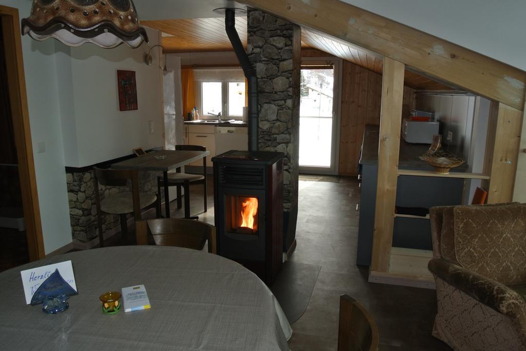 Fortuna Bürchen Habitación foto